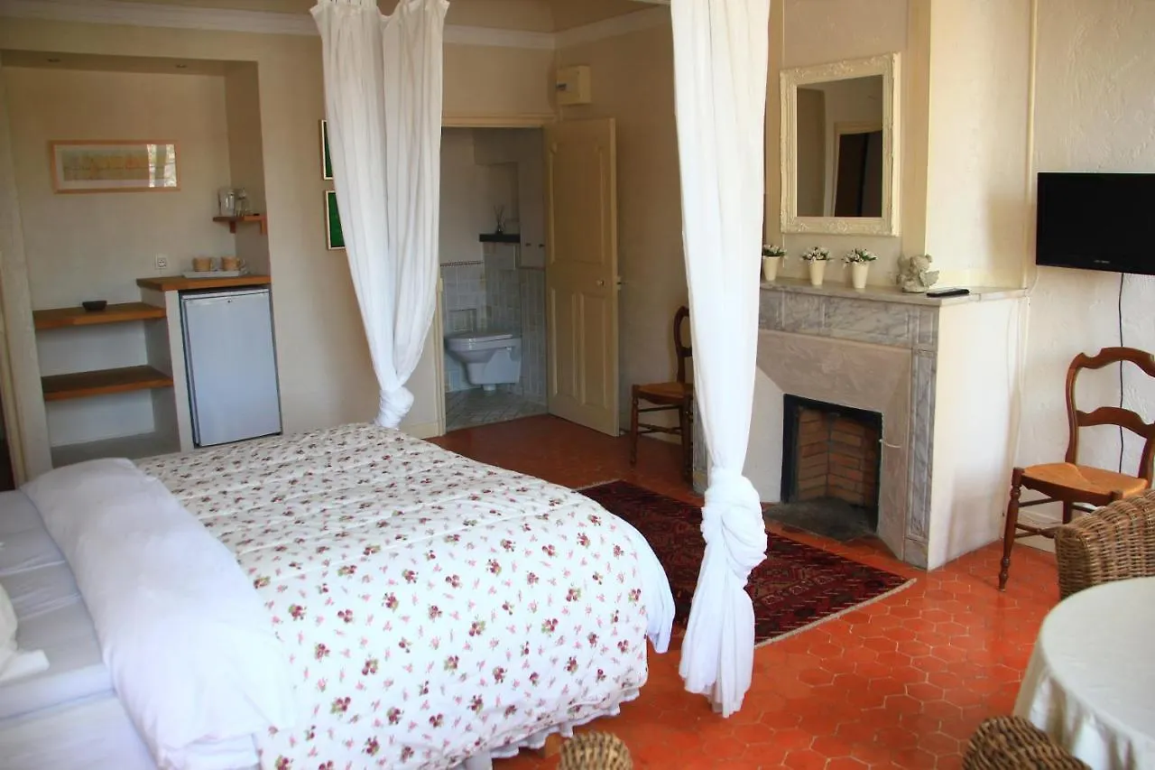 Bed and Breakfast Maison du Midi à Lorgues Couette-café